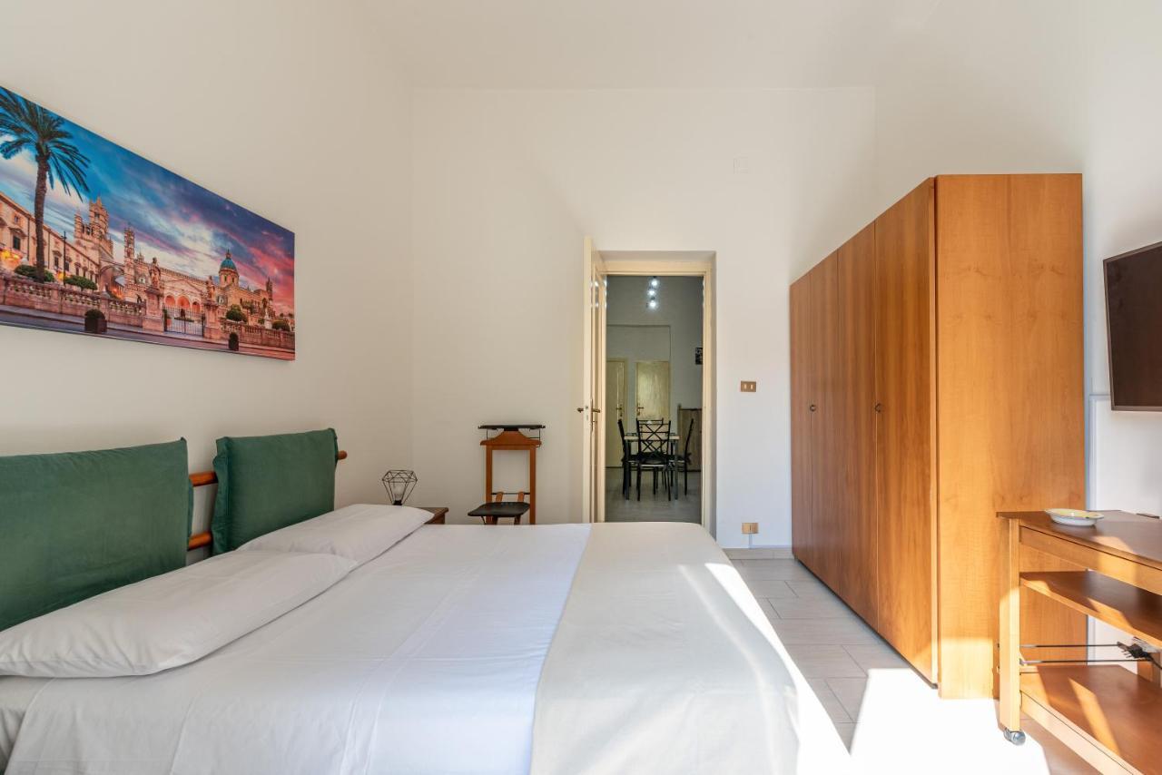 I Mori-Holiday Apartment Παλέρμο Εξωτερικό φωτογραφία